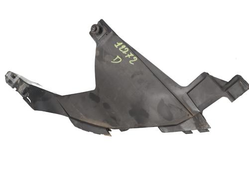 Used Right headlight support Right headlight support 38095682 38095682