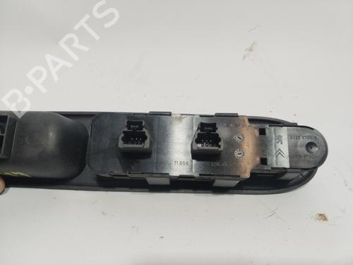 Left front window switch PEUGEOT 307 (3A/C) | BP28725490I27