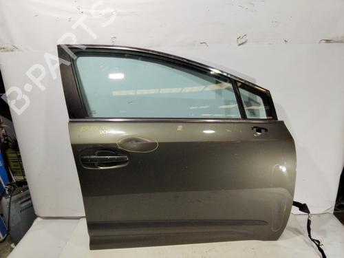 Used Right front door Right front door 33052972 33052972
