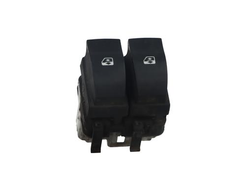 Used Left front window switch RENAULT SCÉNIC II (JM0/1_) [2003-2010]  32219634