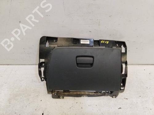 Used Glove box BMW X1 (E84) sDrive 20 d (177 hp) 19098196