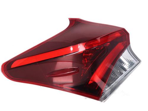 left-taillight-toyota-auris-_e18_-2012-2013-2014-2015-2016-2017-2018-2019-40256911 main image