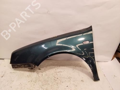 Used Left front fenders VW GOLF IV (1J1) [1997-2008]  26734472