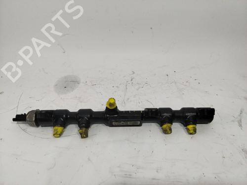 Injection rail FORD MONDEO III Saloon (B4Y) 2.0 16V TDDi / TDCi | BP28373797M98 