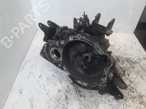 Used Gearbox HYUNDAI TUCSON (JM) [2004-2019]  15390345