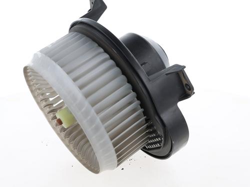 Heater blower motor LAND ROVER RANGE ROVER VELAR (L560) | BP29625956M62