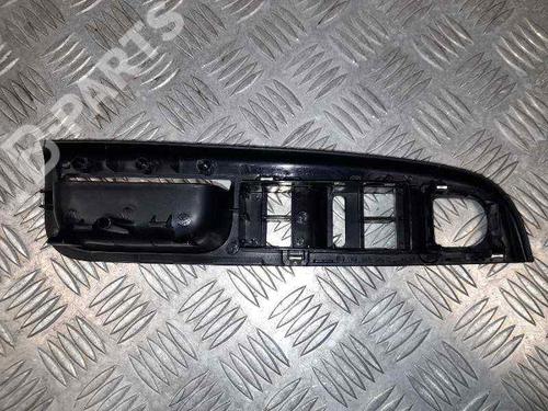 Used Left front door panel Left front door panel VW GOLF IV (1J1) [1997-2008] 8571797 8571797