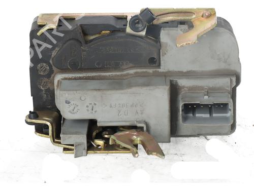 Used Front right lock CITROËN XSARA Coupe (N0) 2.0 HDI 90 (90 hp) 32374715