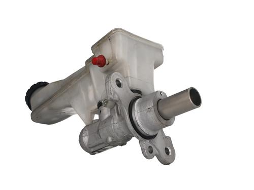 Brake master cylinder MERCEDES-BENZ GLA-CLASS (X156) GLA 200 CDI / d (156.908) | BP30961826M77