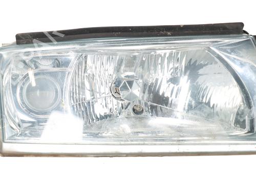 Used Right headlight SKODA OCTAVIA I (1U2) 1.9 TDI (110 hp) 32115552