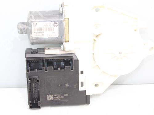 Rudehejsemotor forskærm højre VW TIGUAN (5N_) [2007-2018]  16451559