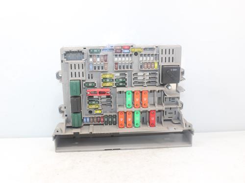 Used Fuse box BMW 3 (E90) 325 d (197 hp) 16682236