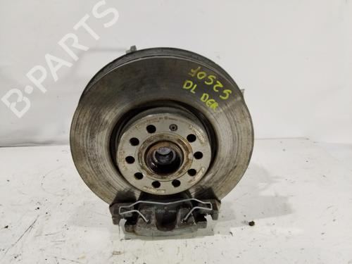Used Right front steering knuckle AUDI Q3 (8UB, 8UG) [2011-2020]  30926073