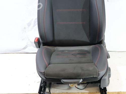 Left front seat MERCEDES-BENZ CLA (C118) CLA 220 (118.344) | BP37241885C15 - Image 4