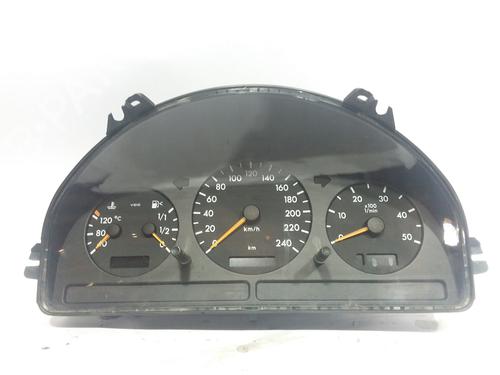 Used Instrument cluster MERCEDES-BENZ M-CLASS (W163) ML 270 CDI (163.113) (163 hp) 10405553