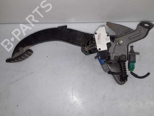 Pédale d'embrayage RENAULT MEGANE II Saloon (LM0/1_) [2003-2025]  17094164