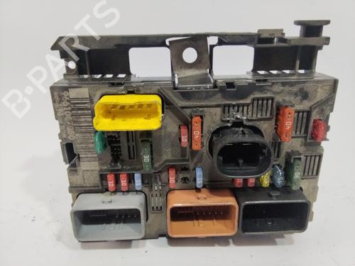 Zekeringkast PEUGEOT 307 (3A/C) [2000-2012]  28577068