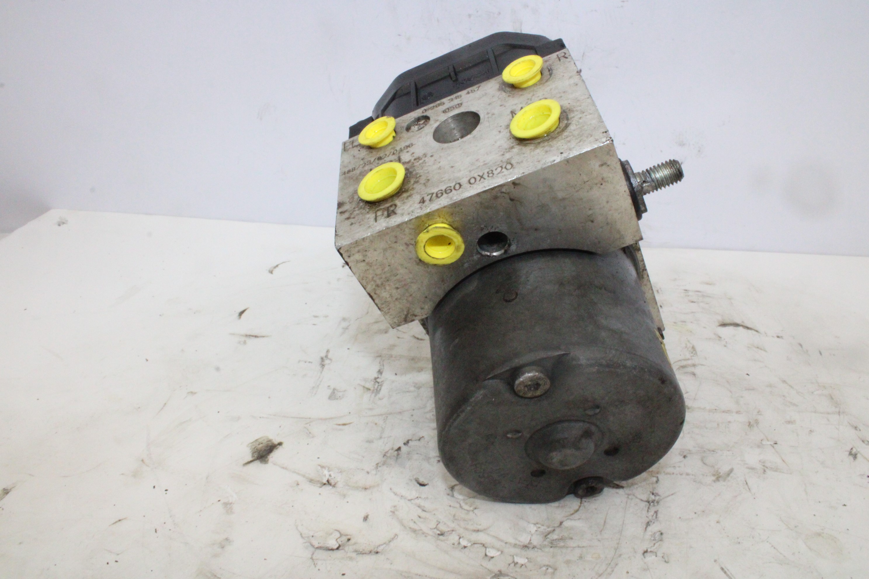 Bremsaggregat ABS FORD MAVERICK (UDS, UNS) 2.7 TD 15125385 | B-Parts