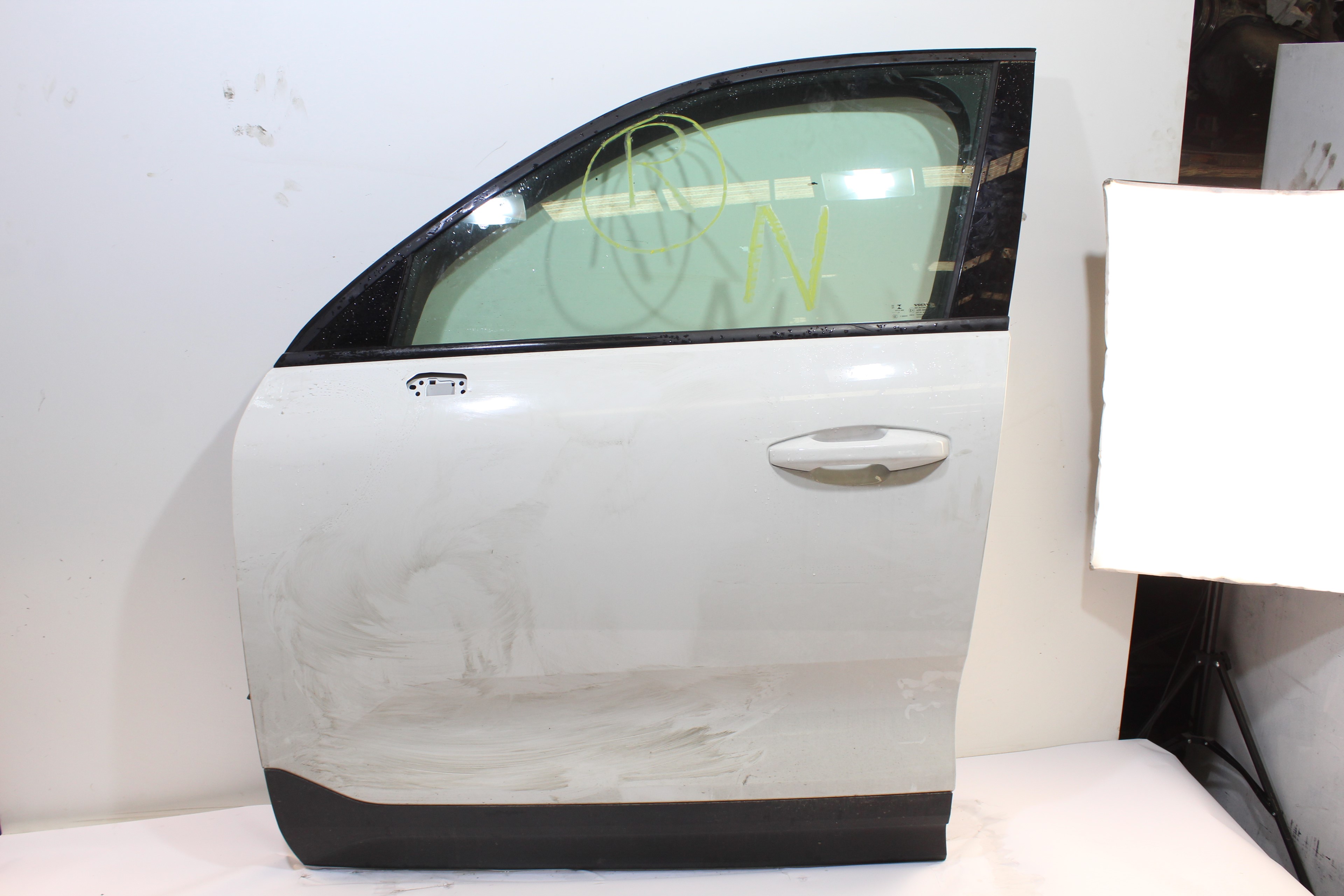 Left front door VOLVO XC40 (536) 17666704 | B-Parts