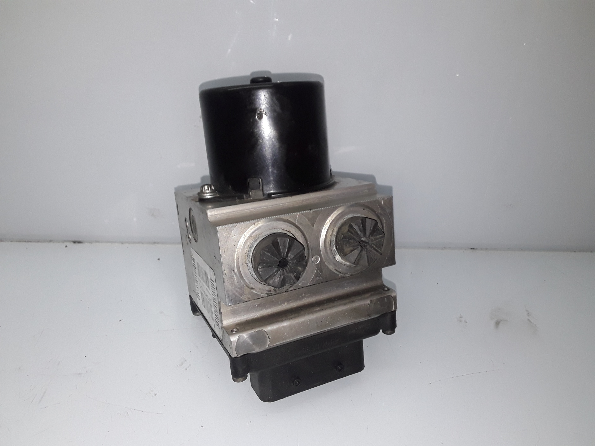 Bremsaggregat ABS PEUGEOT 407 (6D_) 2.0 HDi 135 (6DRHRH, 6DRHRE 