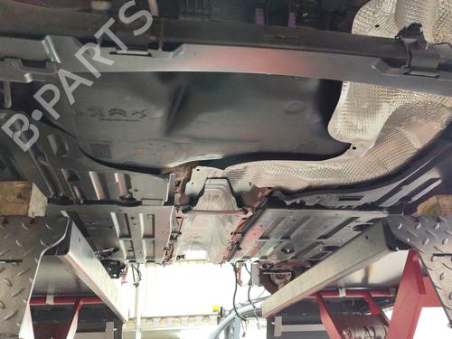 Used Fuel tank OPEL CORSA F (P2JO) 1.2 (68) (101 hp) 29998949