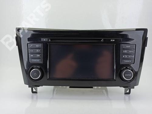 Used Radio Radio NISSAN QASHQAI II SUV (J11, J11_) 1.2 DIG-T (115 hp) 8945247 8945247