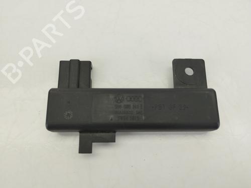 Used Antenna/Base VW TOUAREG (7LA, 7L6, 7L7) 5.0 V10 TDI (313 hp) 25875792