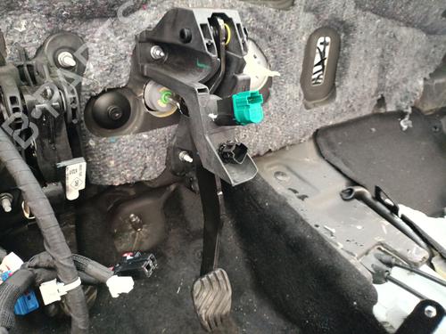 Break pedal RENAULT CAPTUR II (HF_) TCe 90 (HFM6) | BP29632192I19 