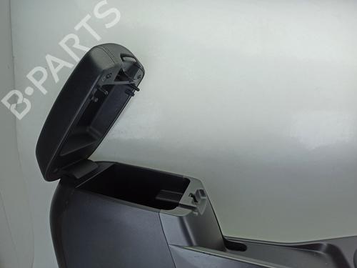 Armrest / Center console KIA SPORTAGE III (SL) 1.7 CRDi | BP25875479I20 