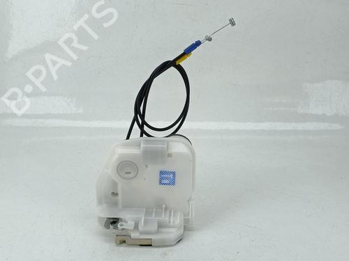 Cerradura puerta trasera izquierda Cerradura puerta trasera izquierda MITSUBISHI OUTLANDER III (GG_W, GF_W, ZJ, ZL, ZK) Plug-in Hybrid (GG2W) (200 hp) 35787930 35787930