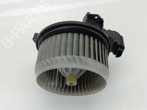 Heater blower motor TOYOTA YARIS (_P13_) 1.4 D (NLP130_, NLP130) | BP25878754M62 