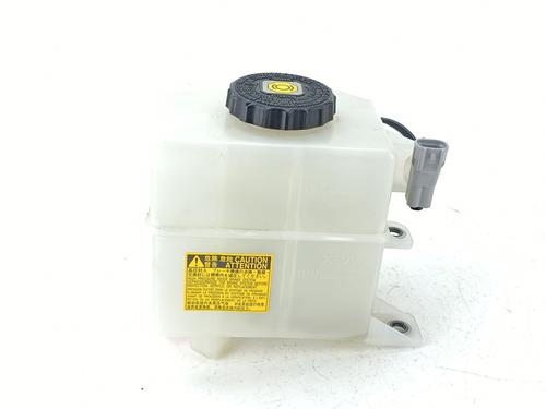 Used Brake fluid reservoir Brake fluid reservoir TOYOTA RAV 4 IV (_A4_) 2.5 Hybrid (AVA42_) (155 hp) 40080917 40080917