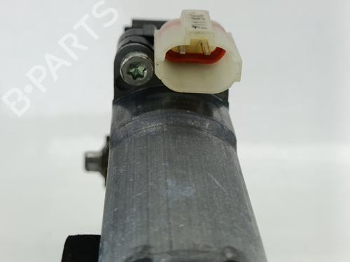 Left rear window motor KIA SPORTAGE II (JE_, KM_) 2.0 CRDi 4WD | BP25877759E23 