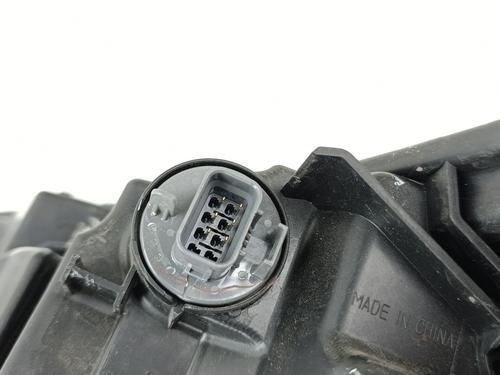 Right headlight HONDA HR-V (RU) 1.5 (RU1) | BP31947581C29