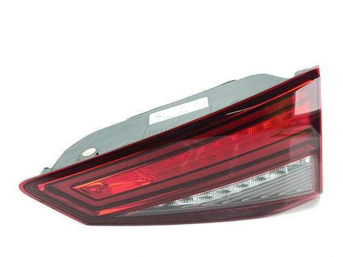 Used Right tailgate light SEAT ATECA (KH7, KHP) 1.5 TSI (150 hp) 32522837