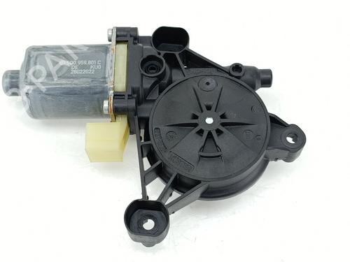 Used Right front window motor AUDI Q3 Sportback (F3N) 35 TDI (150 hp) 27839547