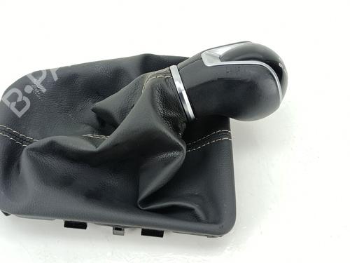 Used Shift knob SEAT ARONA (KJ7, KJP) 1.0 TSI (95 hp) 32439989