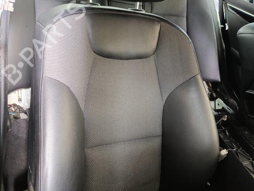 Right front seat MERCEDES-BENZ C-CLASS (W204) C 220 CDI (204.002) | BP26547951C16 
