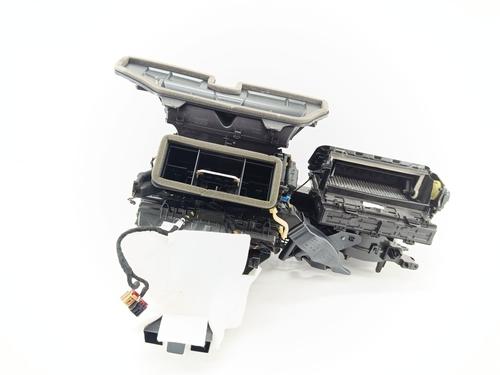 Klimaanlæg SEAT ARONA (KJ7, KJP) 1.0 TSI (95 hp) 32066145