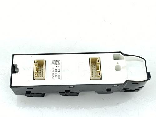 Left front window switch MAZDA 3 (BM, BN) 2.2 D | BP38594035I27 - Image 3