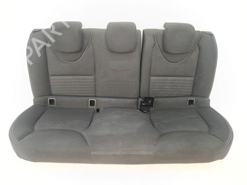 Asientos traseiros Asientos traseiros RENAULT CLIO IV (BH_) 0.9 TCe 90 (BHNF, BHMA, BHMH, BHJK, BHJR) (90 hp) 36993790 36993790