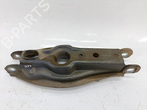 Venstre bagtil bærearm BMW X1 (E84) sDrive 18 d (143 hp) 30382581