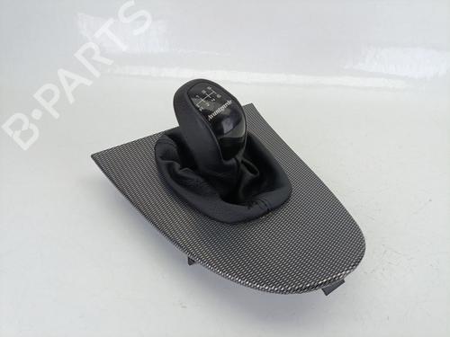 BP25877702O1 main image