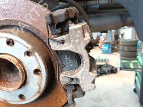 Used Left rear brake caliper PEUGEOT 308 II (LB_, LP_, LW_, LH_, L3_) 1.5 BlueHDi 130 (131 hp) 27360748