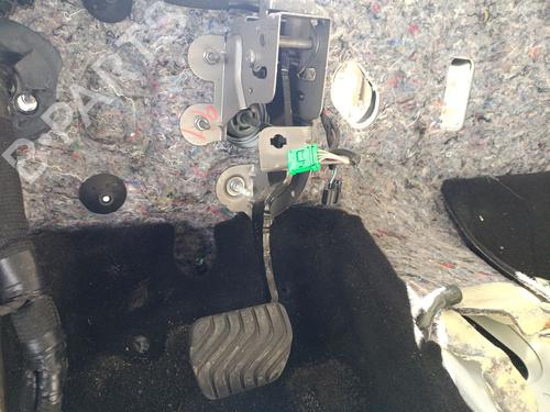 Used Break pedal RENAULT MEGANE IV Hatchback (B9A/M/N_) 1.2 TCe 130 (B9MR) (130 hp) 26548303