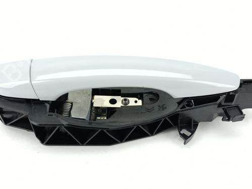 Used Front right exterior door handle CITROËN C4 III (BA_, BB_, BC_) 1.2 PureTech 130 (BAHNSA, BAHNSB) (130 hp) 28730126