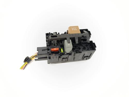 Used Fuse box Fuse box 36993522 36993522
