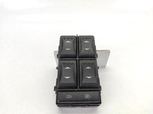 Used Left front window switch FORD MONDEO III (B5Y) [2000-2007]  8945498