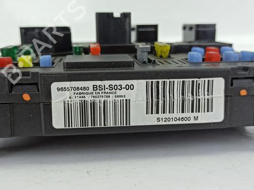 Fuse box PEUGEOT 407 (6D_)  | BP25875959E1 