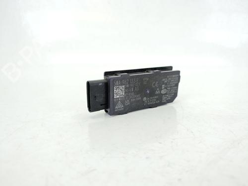 antennabase-audi-a3-sportback-8ya-8yf-2019-35787993 main image